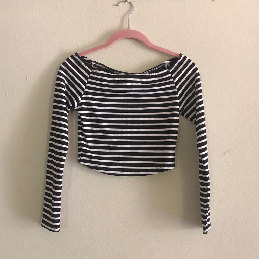 Striped long sleeve crop